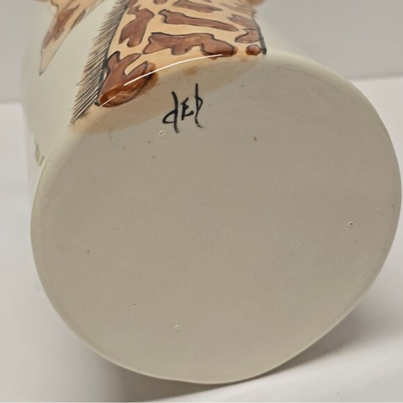 Studio Pottery Ceramic Animal Planter, Giraffe Plant Pot, Desktop Pens Organizer - Picture 8 of 8